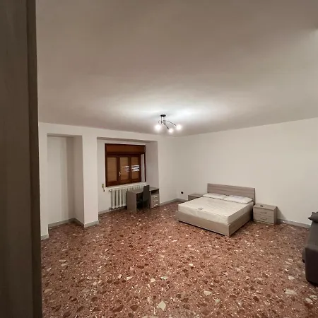 Appartamento Casa Vacanze 10 Posti Letto Lecce