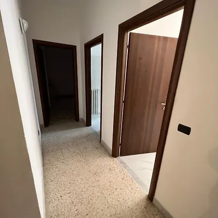 Lejlighed Casa Vacanze 10 Posti Letto *