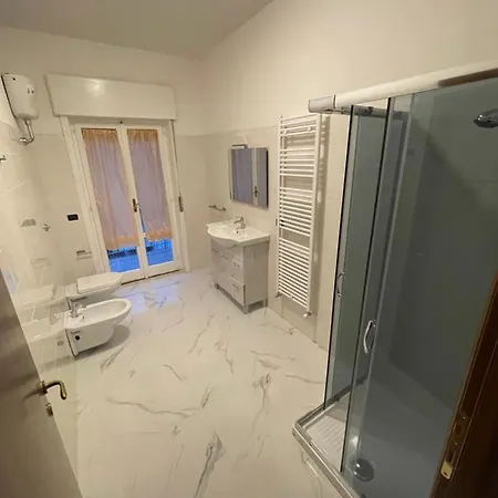 Casa Vacanze 10 Posti Letto * Lecce
