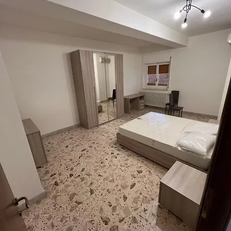 Casa Vacanze 10 Posti Letto *