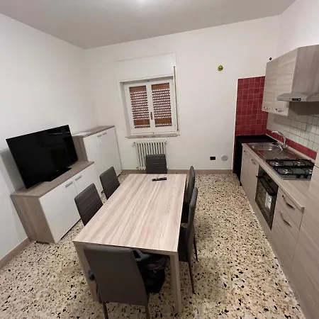 Casa Vacanze 10 Posti Letto * Lecce
