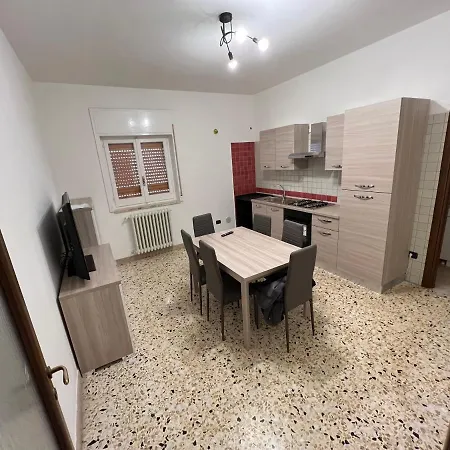 Appartamento Casa Vacanze 10 Posti Letto