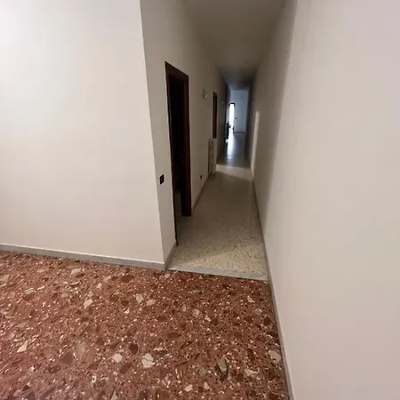 Lejlighed Casa Vacanze 10 Posti Letto Lecce